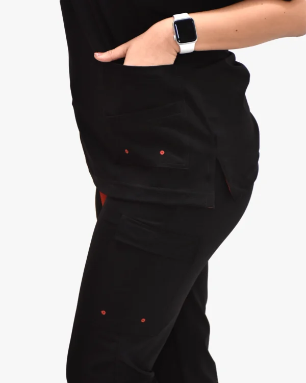 Pantalón <br>Nara <br>Negro con Rojo